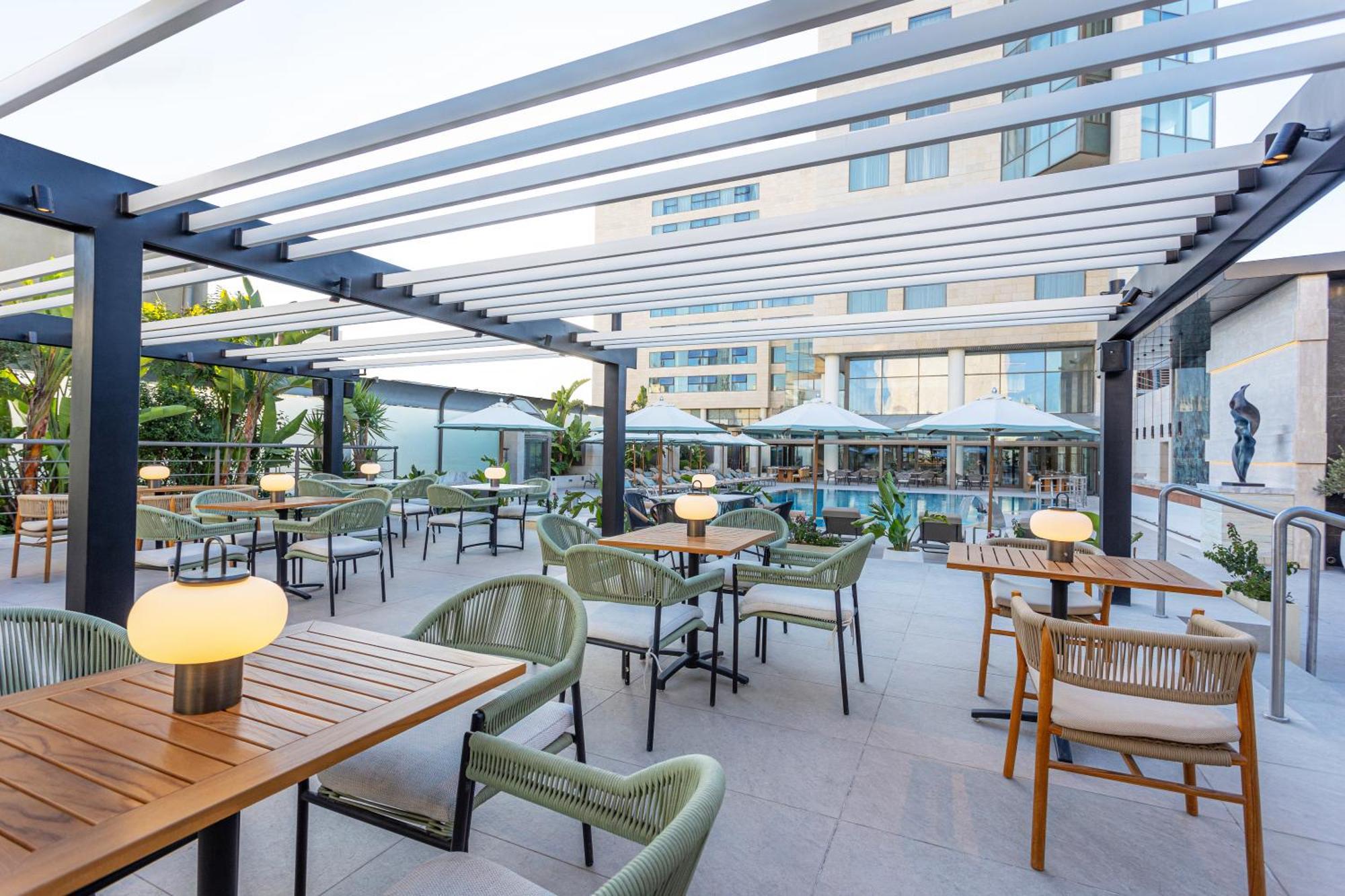 Signia By Hilton 5*
