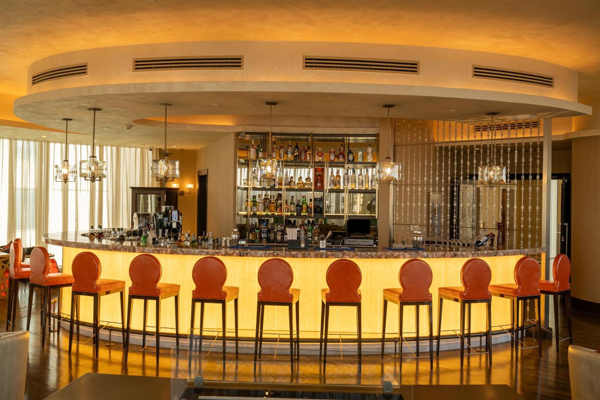 Signia By Hilton 5*