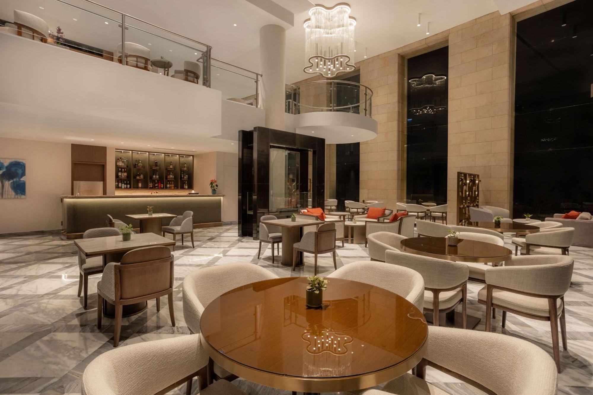 Signia By Hilton Hotel 5*